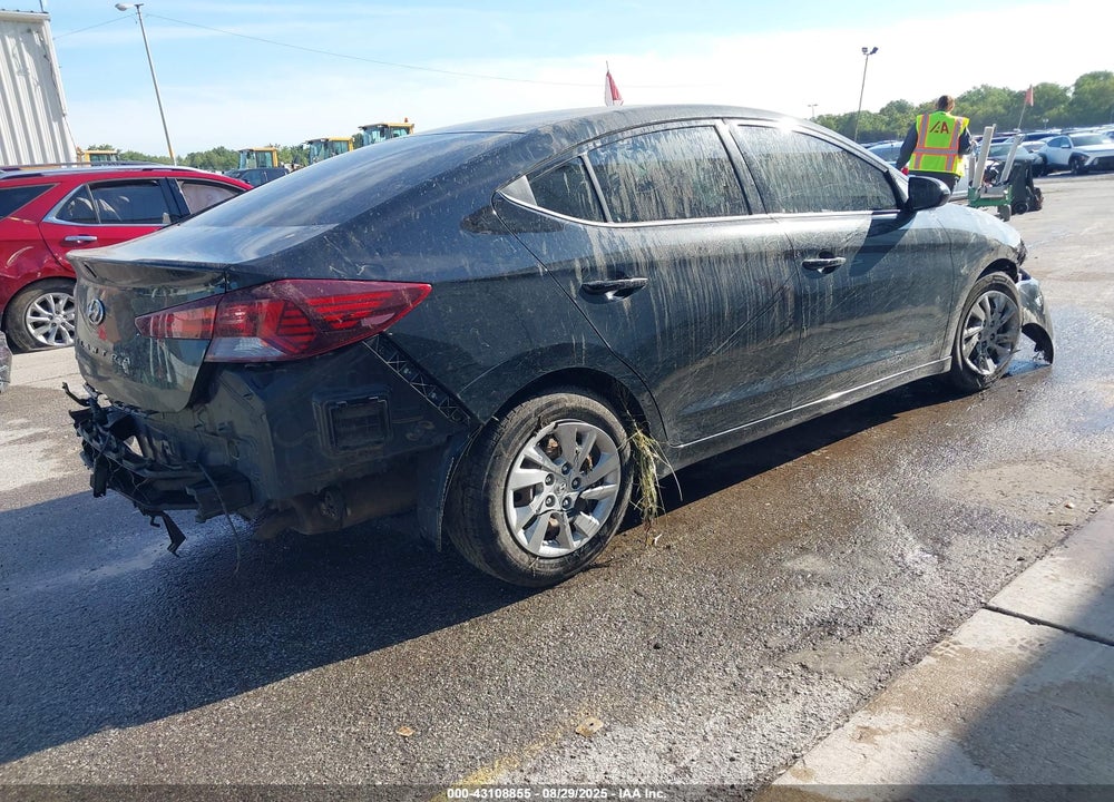 2019 HYUNDAI ELANTRA VIN: 5NPD74LF0KH432114