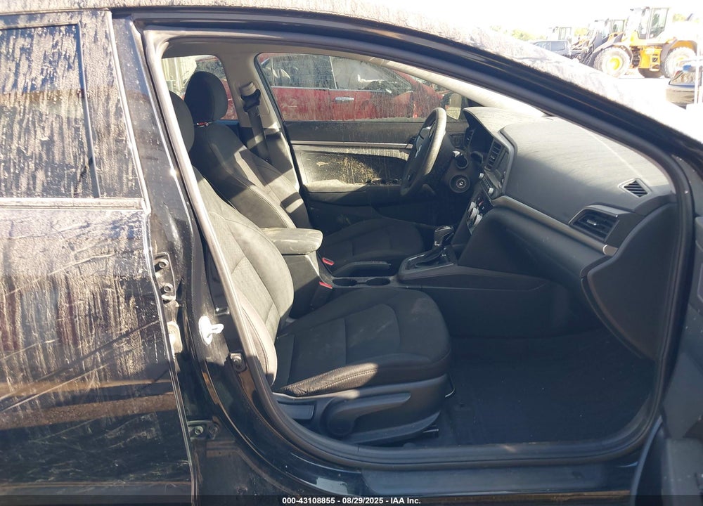 2019 HYUNDAI ELANTRA VIN: 5NPD74LF0KH432114
