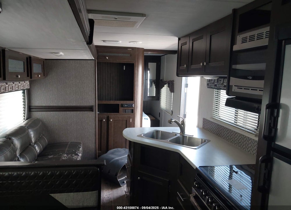 2019 PIONEER OTHER VIN: 5SFPB3724KE411499