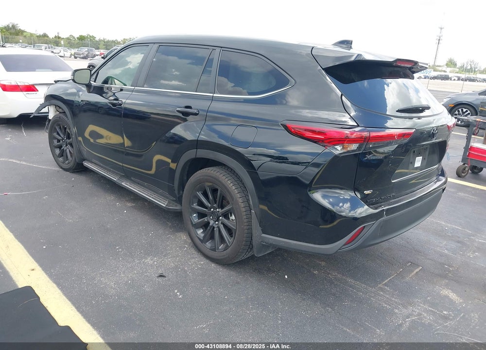 2023 TOYOTA HIGHLANDER XLE VIN: 5TDKDRAH1PS517370