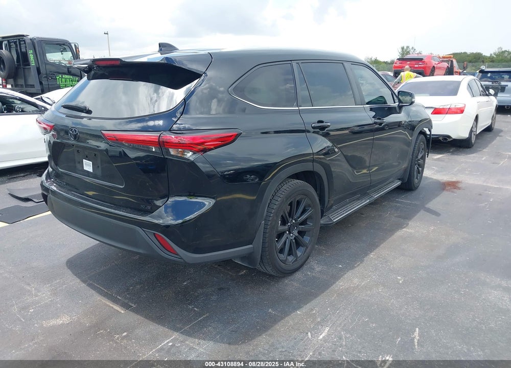 2023 TOYOTA HIGHLANDER XLE VIN: 5TDKDRAH1PS517370