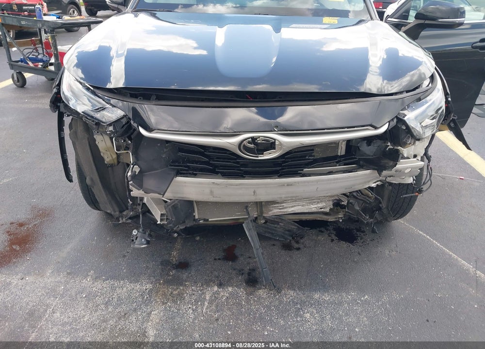 2023 TOYOTA HIGHLANDER XLE VIN: 5TDKDRAH1PS517370