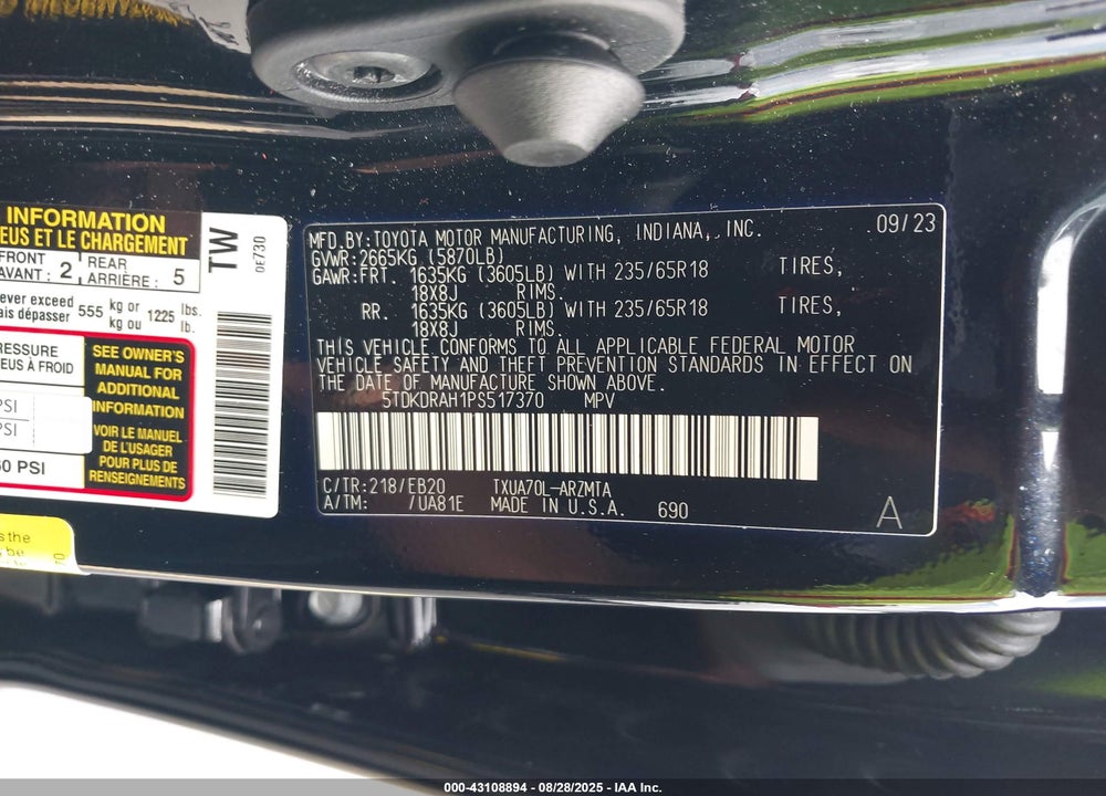 2023 TOYOTA HIGHLANDER XLE VIN: 5TDKDRAH1PS517370