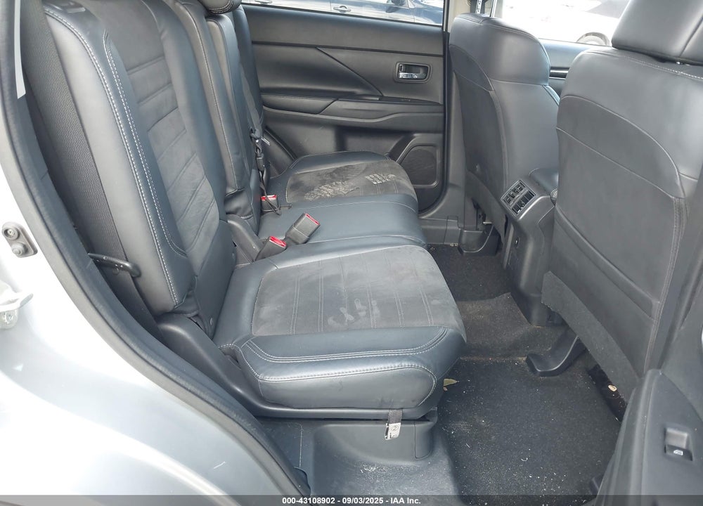 2019 MITSUBISHI OUTLANDER VIN: JA4AD3A31KZ029440