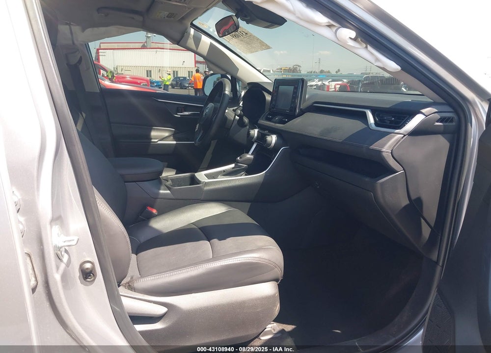2022 TOYOTA RAV4 XLE PREMIUM VIN: 2T3C1RFV6NC177867