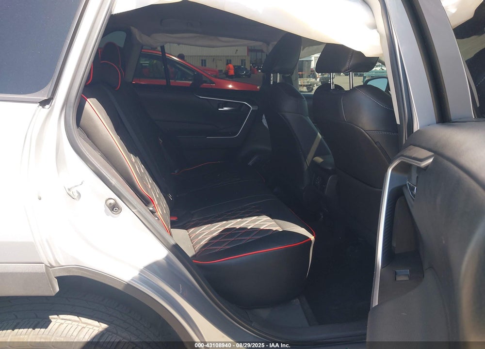2022 TOYOTA RAV4 XLE PREMIUM VIN: 2T3C1RFV6NC177867