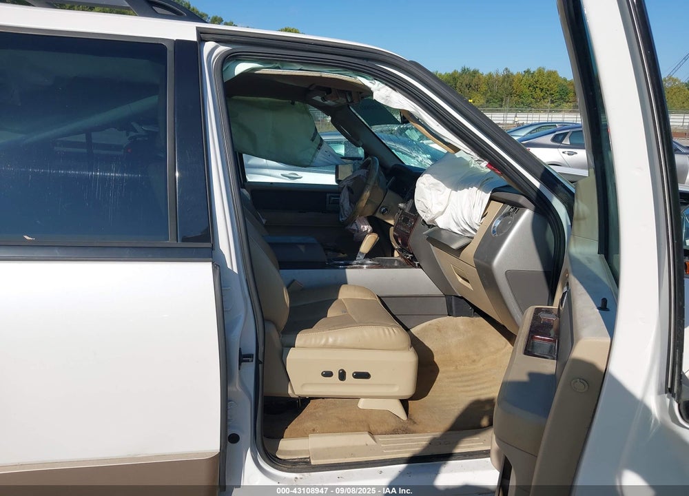 2014 FORD EXPEDITION XLT VIN: 1FMJU1J51EEF15085
