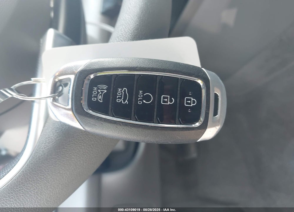 2023 HYUNDAI ELANTRA VIN: KMHLM4AG4PU550188