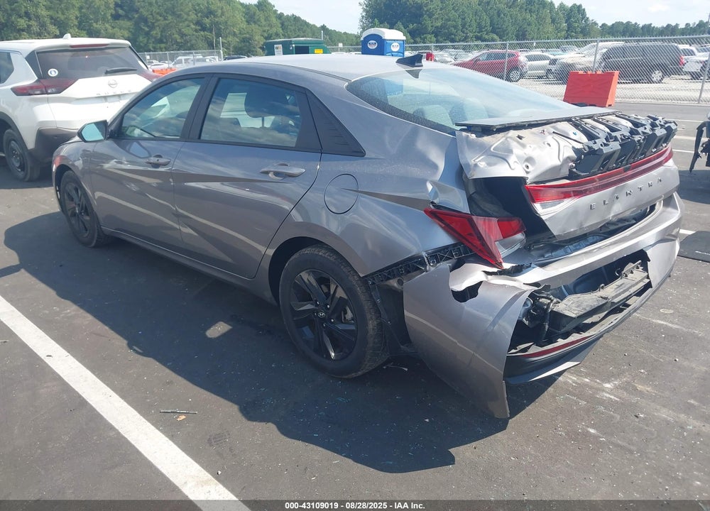 2023 HYUNDAI ELANTRA VIN: KMHLM4AG4PU550188