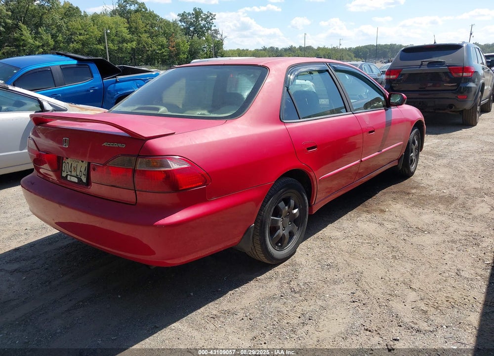 1999 HONDA ACCORD DX VIN: 1HGCF8542XA081174