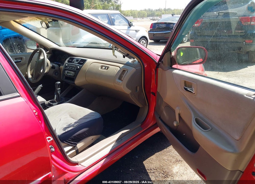 1999 HONDA ACCORD DX VIN: 1HGCF8542XA081174