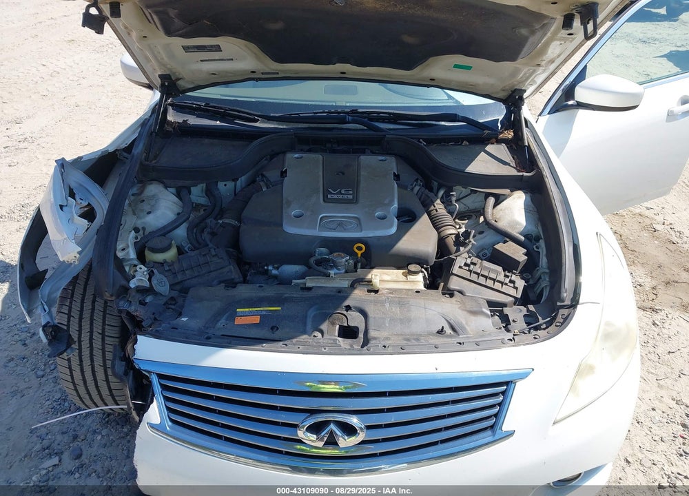 2011 INFINITI G37 VIN: JN1CV6APXBM303685