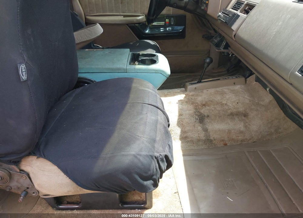 1993 CHEVROLET BLAZER K1500 VIN: 1GNEK18K4PJ397641