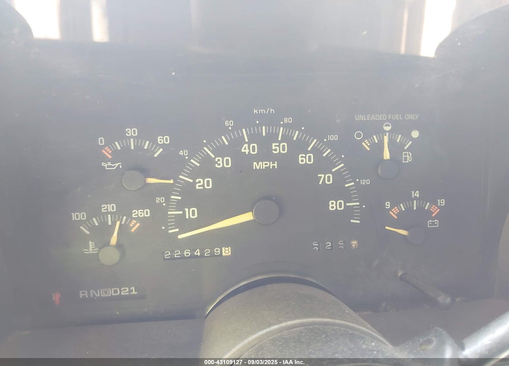 1993 CHEVROLET BLAZER K1500 VIN: 1GNEK18K4PJ397641
