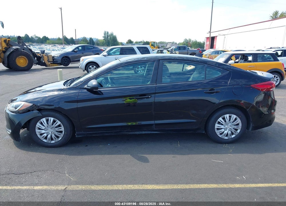 2017 HYUNDAI ELANTRA VIN: KMHD74LF5HU084689