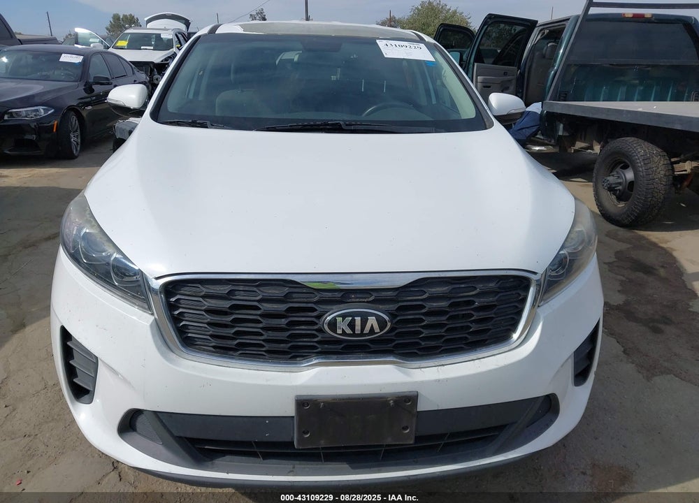 2019 KIA SORENTO VIN: 5XYPG4A3XKG516079