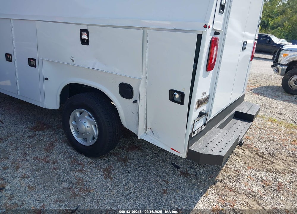 2026 FORD E-350 CUTAWAY VIN: 1FDWE3FN8TDD12950
