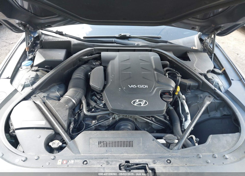 2015 HYUNDAI GENESIS VIN: KMHGN4JE3FU069733