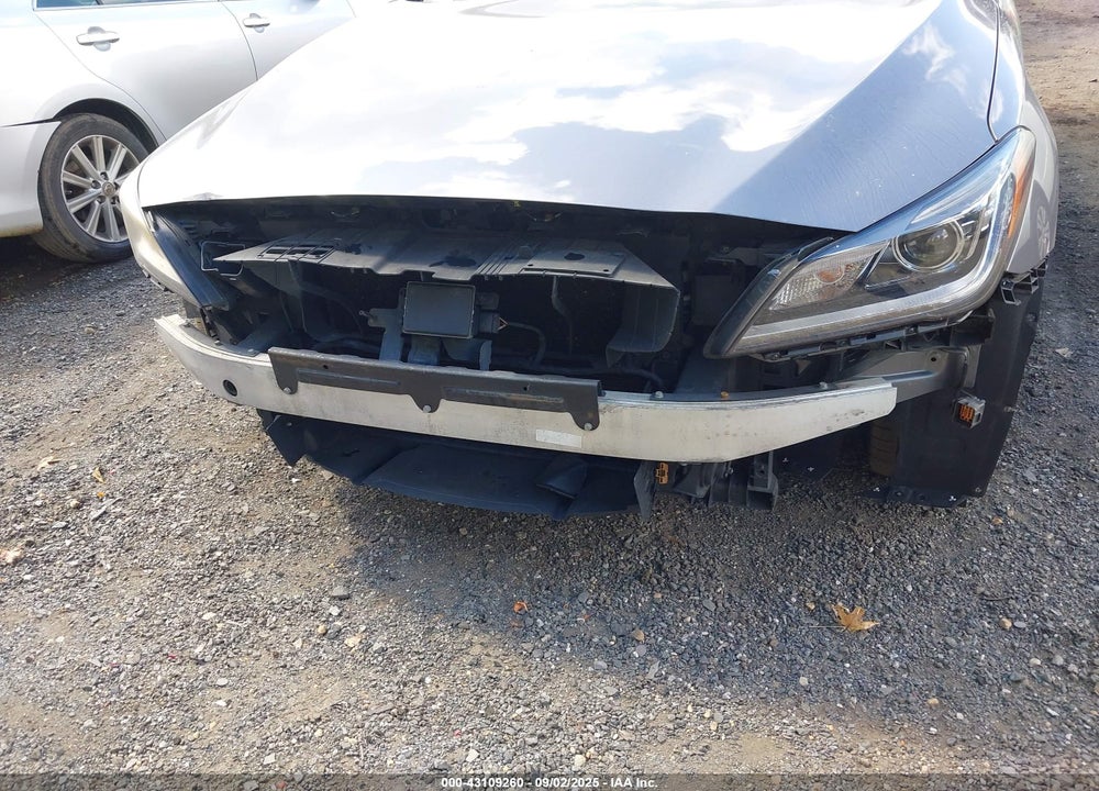 2015 HYUNDAI GENESIS VIN: KMHGN4JE3FU069733
