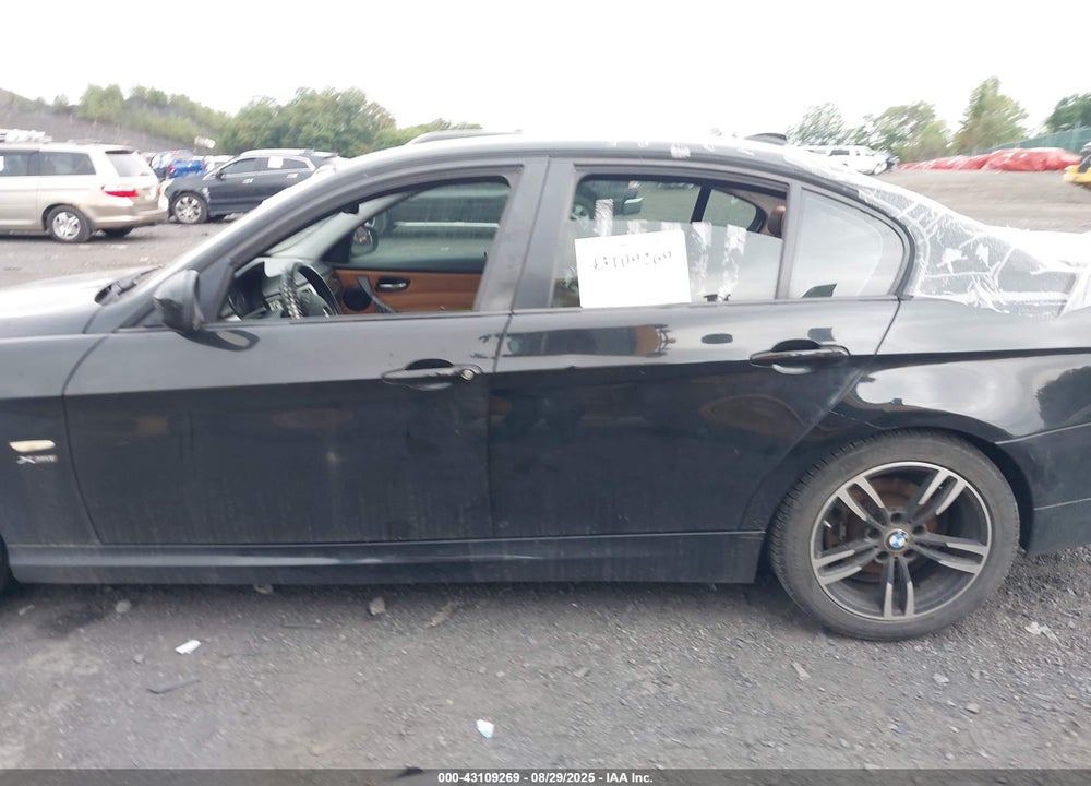 2011 BMW 328I XDRIVE VIN: WBAPK5C58BF123989
