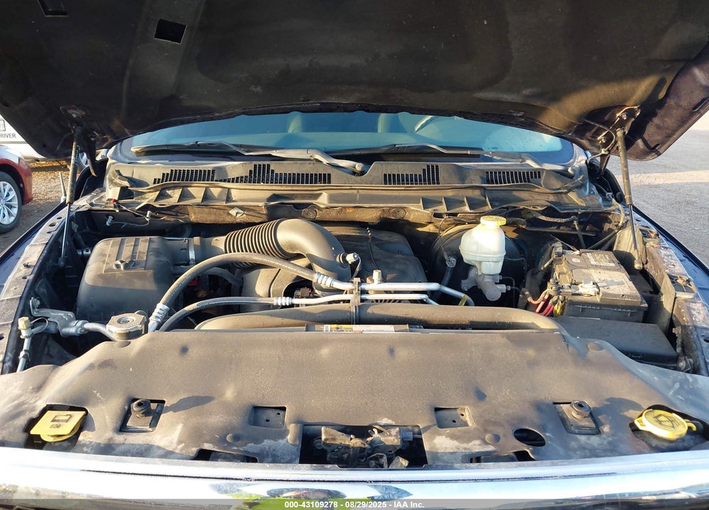2017 RAM 1500 VIN: 1C6RR7GTXHS551999