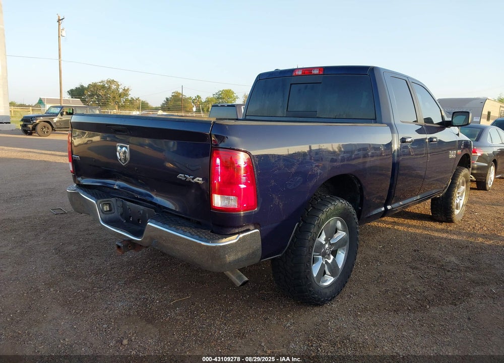 2017 RAM 1500 VIN: 1C6RR7GTXHS551999