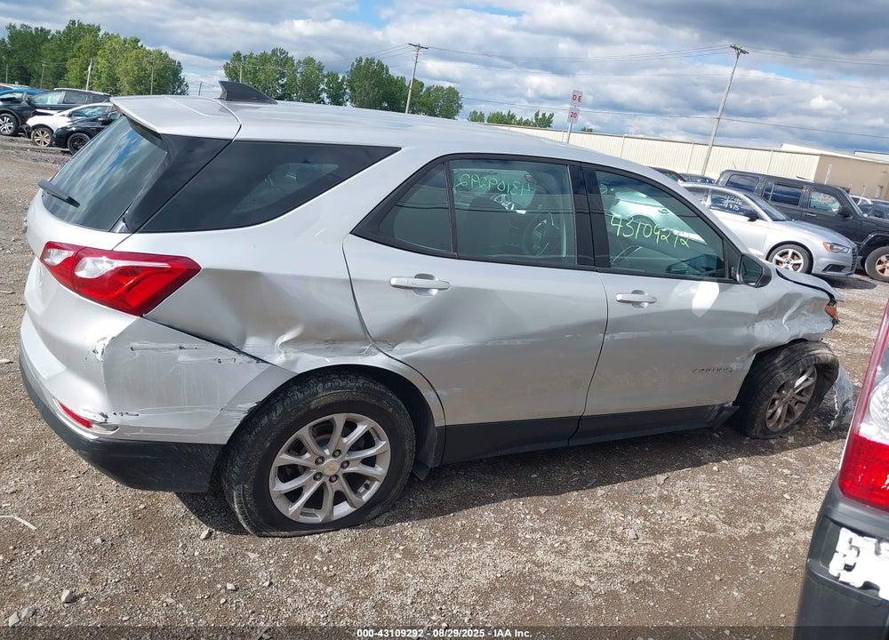 2018 CHEVROLET EQUINOX VIN: 3GNAXHEV0JS625227