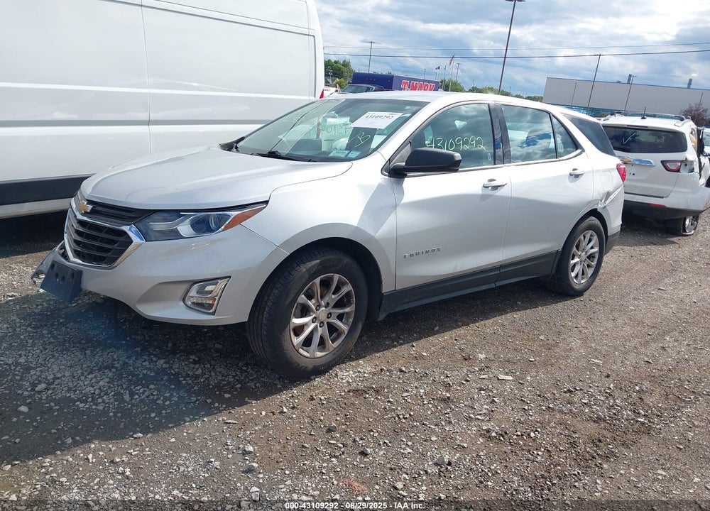 2018 CHEVROLET EQUINOX VIN: 3GNAXHEV0JS625227