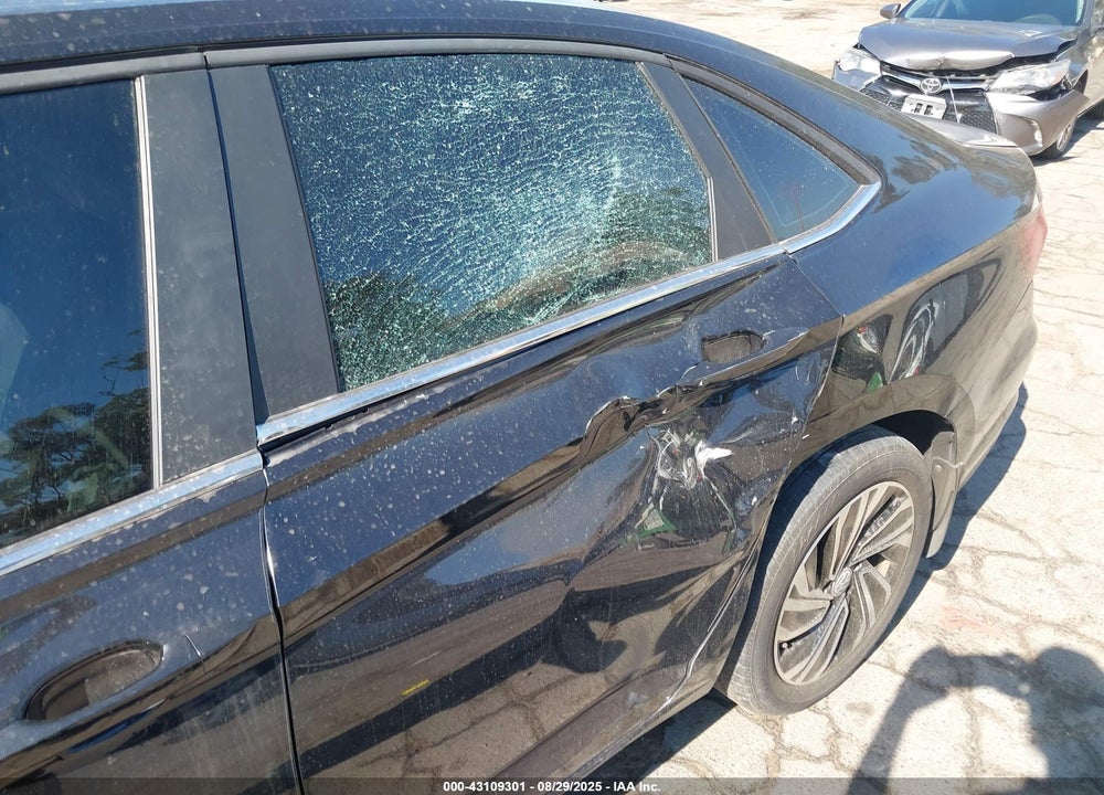 2020 VOLKSWAGEN JETTA VIN: 3VWEB7BU6LM042423
