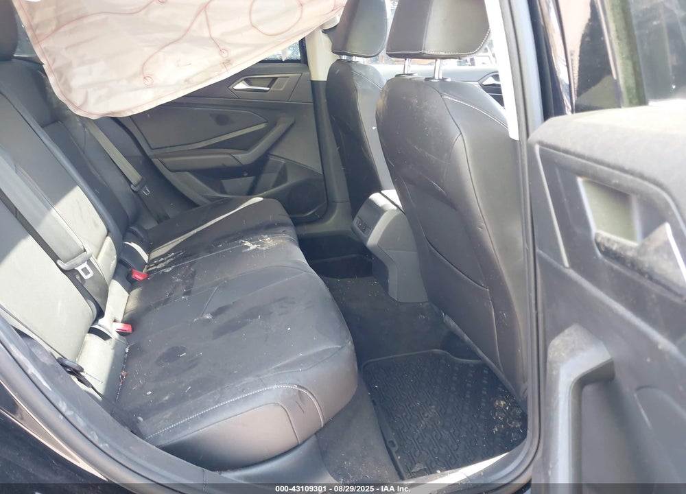 2020 VOLKSWAGEN JETTA VIN: 3VWEB7BU6LM042423