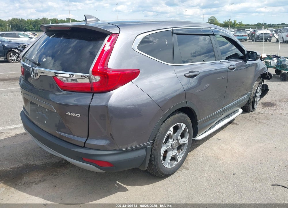 2019 HONDA CR-V VIN: 2HKRW2H8XKH628228