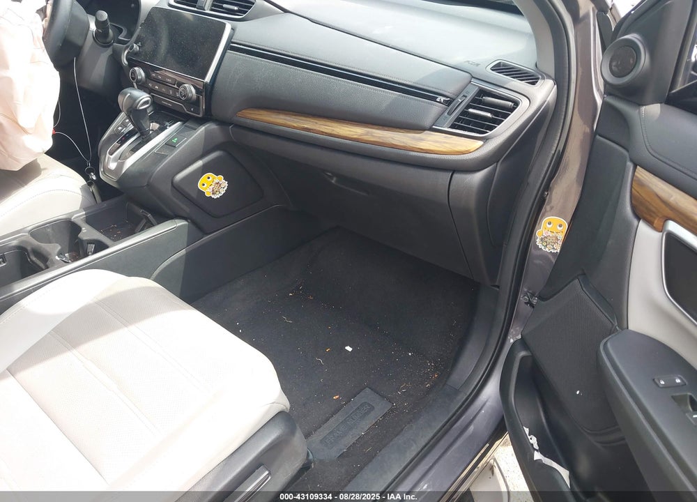 2019 HONDA CR-V VIN: 2HKRW2H8XKH628228