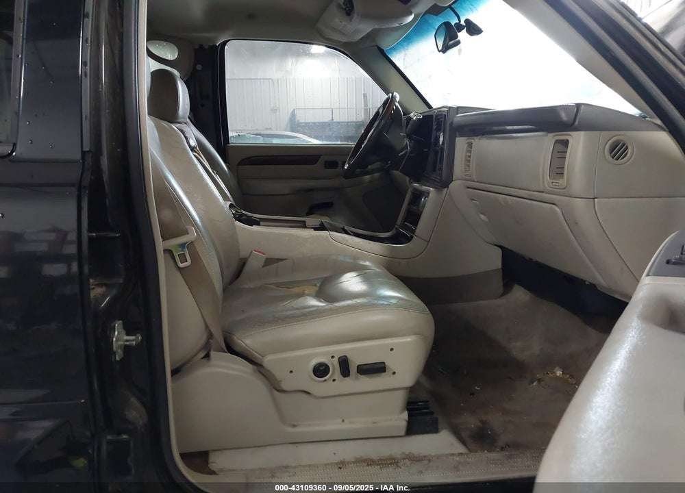 2004 CADILLAC ESCALADE ESV STANDARD VIN: 3GYFK66N14G238364