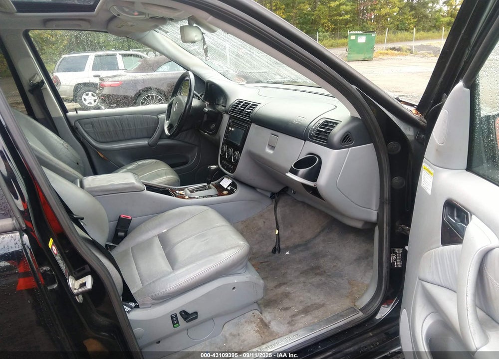 2005 MERCEDES-BENZ ML 500 VIN: 4JGAB75E55A537925