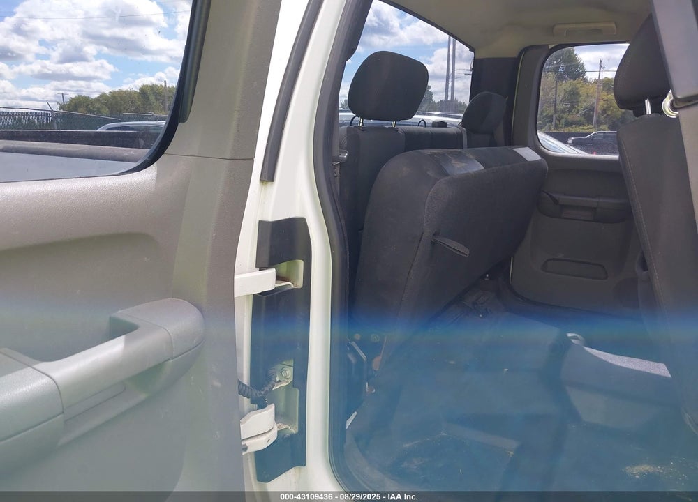 2011 GMC SIERRA VIN: 1GT22ZCG6BZ430775