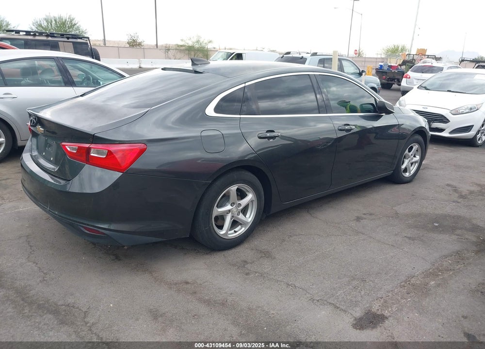 2017 CHEVROLET MALIBU VIN: 1G1ZC5ST5HF212333