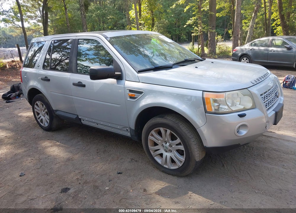 2008 LAND ROVER LR2 SE VIN: SALFP24NX8H016686