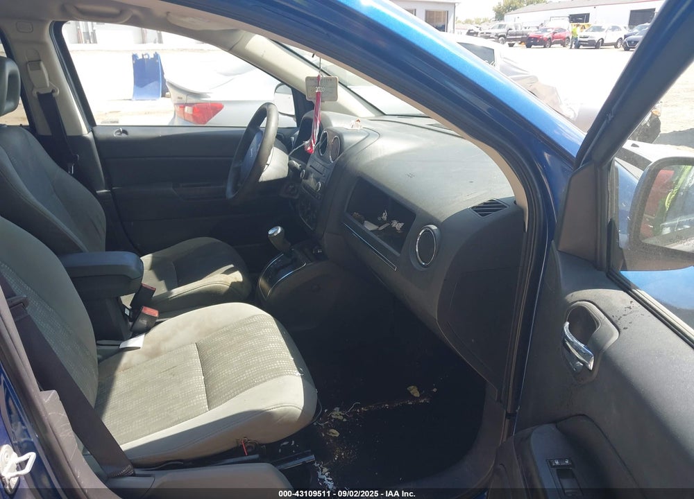 2009 JEEP COMPASS VIN: 1J4FT47A79D222929