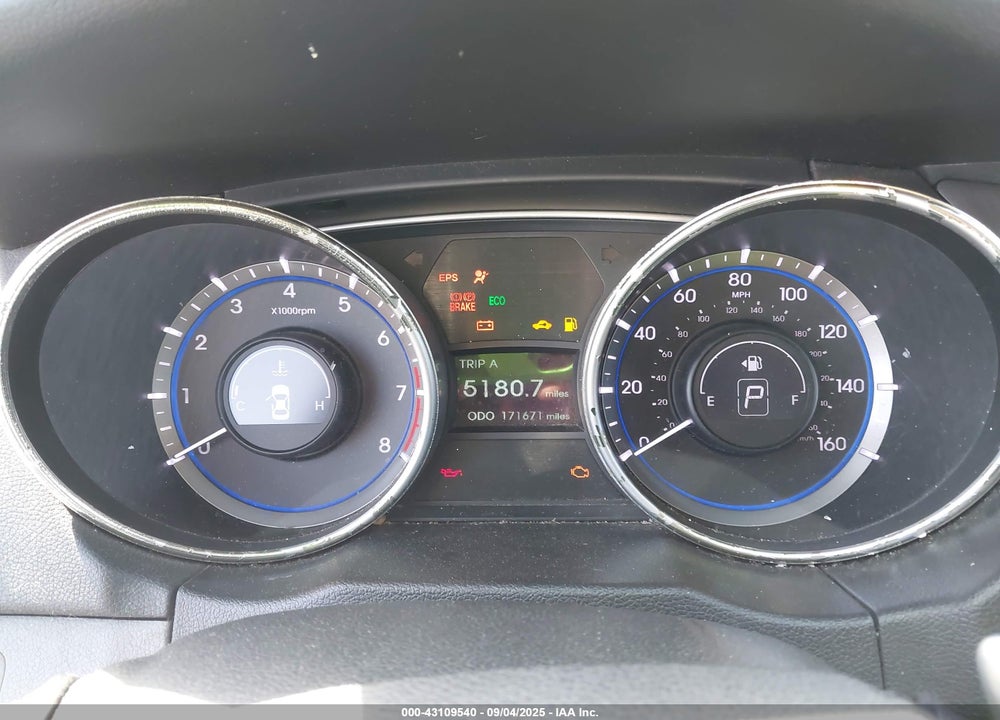 2011 HYUNDAI SONATA VIN: 5NPEC4AC2BH286145