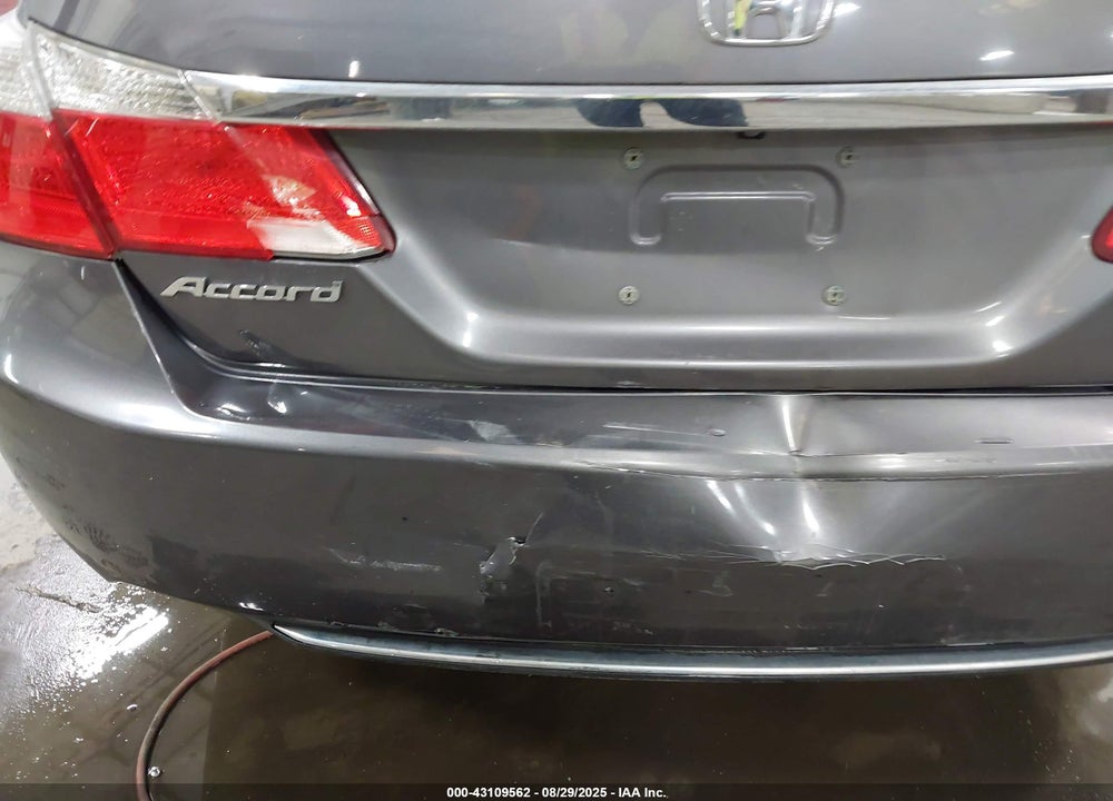2015 HONDA ACCORD VIN: 1HGCR2F38FA034840