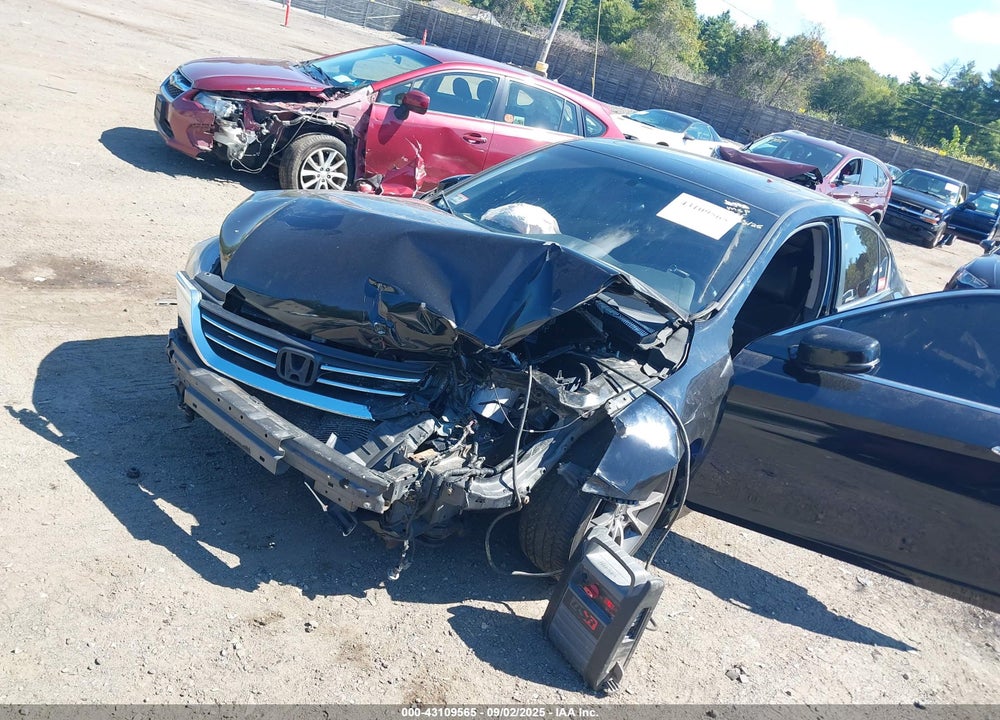 2013 HONDA ACCORD VIN: 1HGCR2F86DA267673