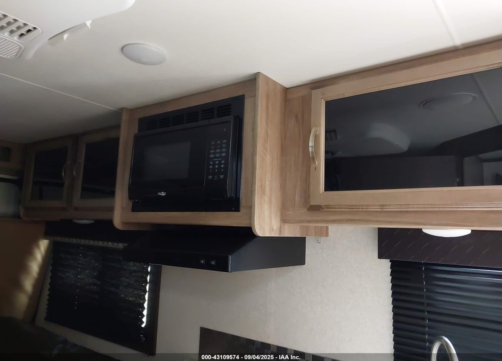 2019 JAYCO JAY FEATHER X17Z TRAVEL TRAILER VIN: 1UJBJHAHXK1JZ0248