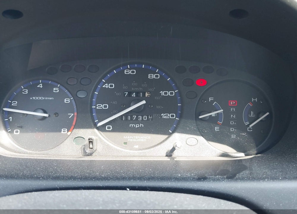 2000 HONDA CIVIC LX VIN: 1HGEJ6671YL065235