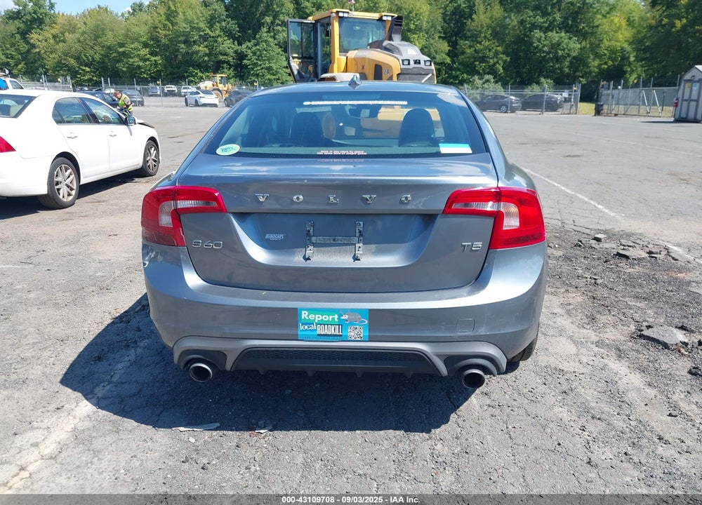 2017 VOLVO S60 VIN: YV126MFLXH2428457