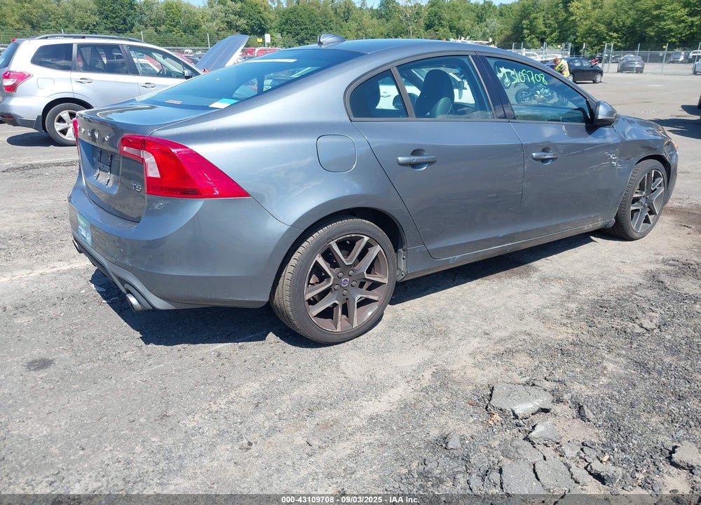 2017 VOLVO S60 VIN: YV126MFLXH2428457
