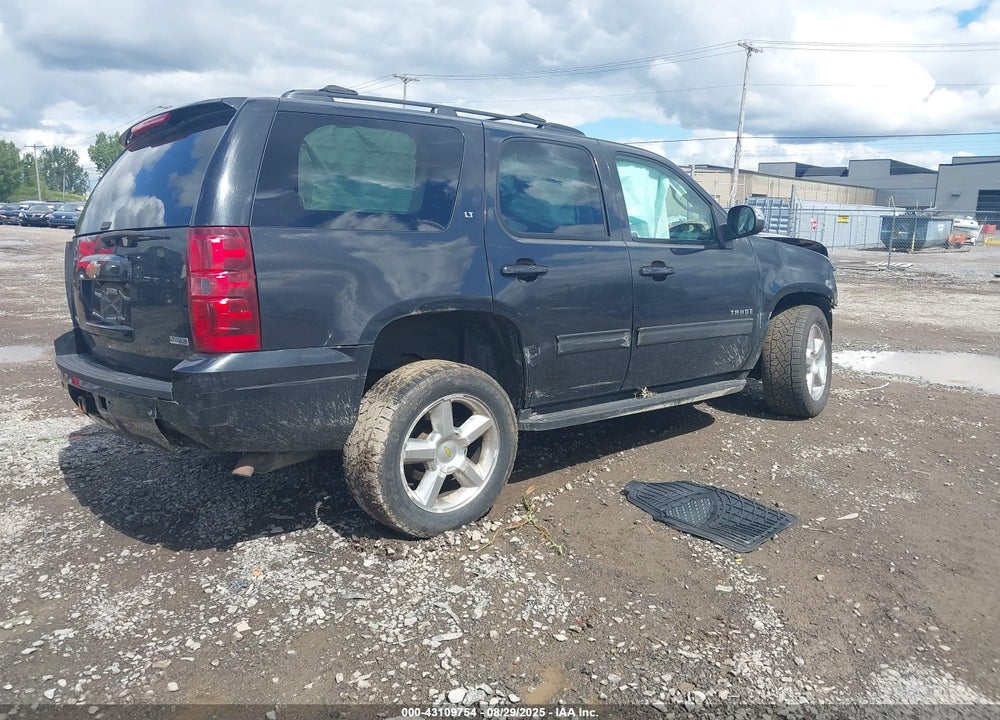 2011 CHEVROLET TAHOE VIN: 1GNSKBE04BR367755