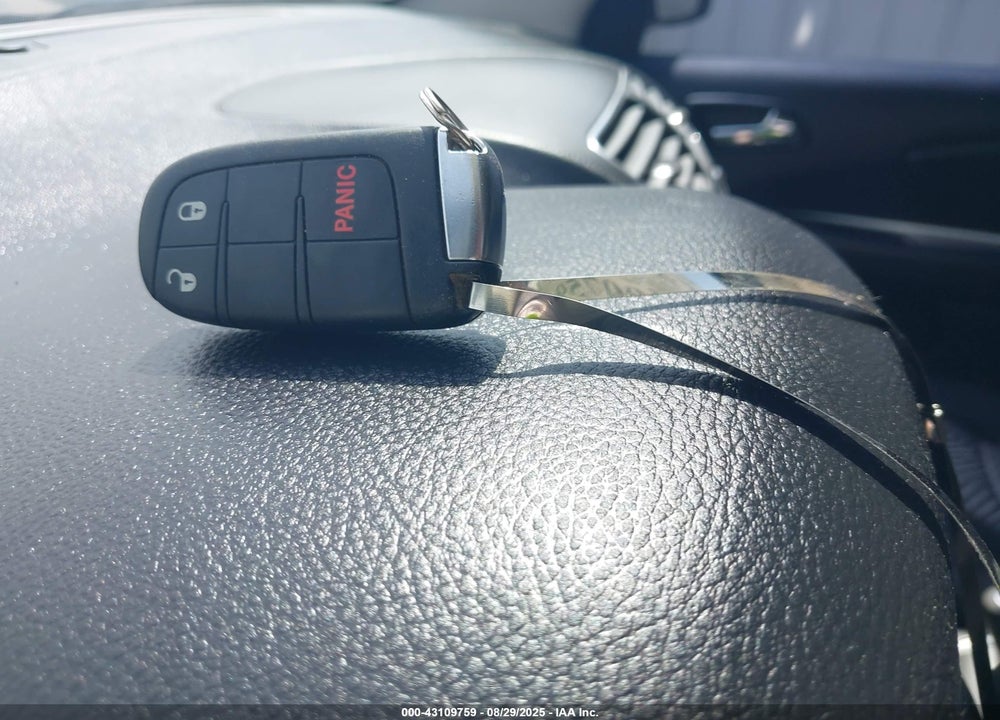 2014 DODGE JOURNEY SE VIN: 3C4PDDAG2ET203021