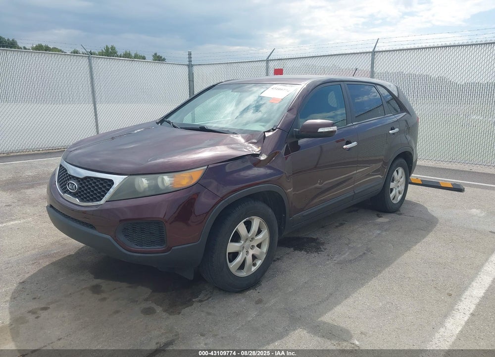 2011 KIA SORENTO LX VIN: 5XYKT3A19BG007695