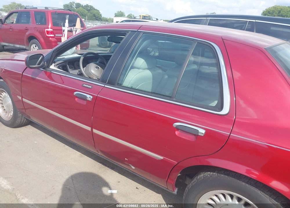 2002 MERCURY GRAND MARQUIS LS VIN: 2MEFM75W02X615915