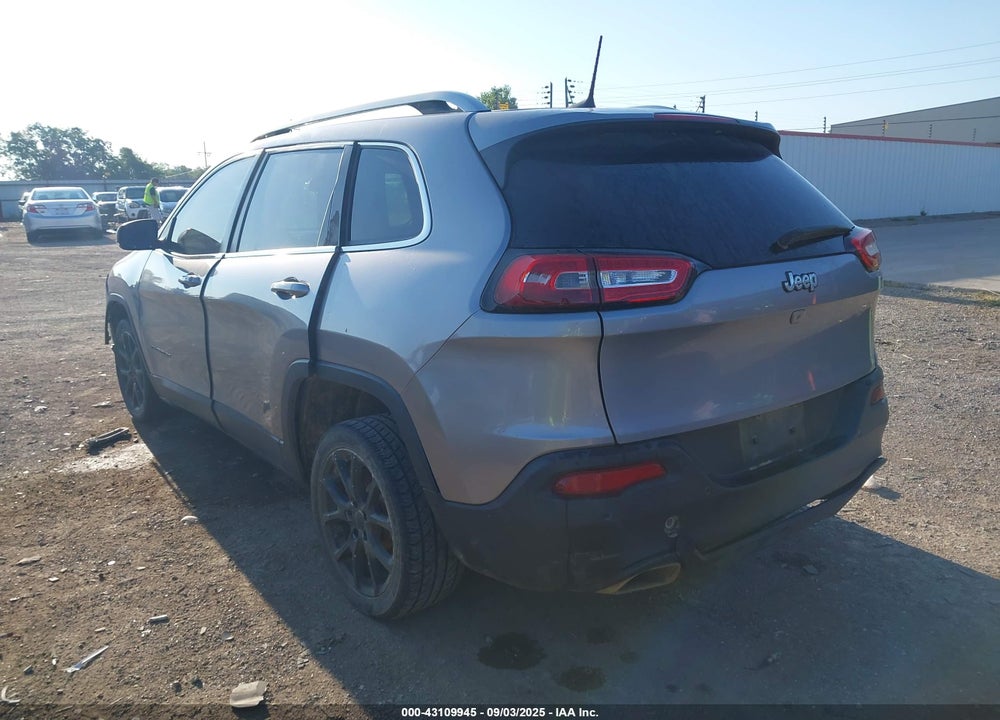 2018 JEEP CHEROKEE LATITUDE PLUS FWD VIN: 1C4PJLLXXJD573228